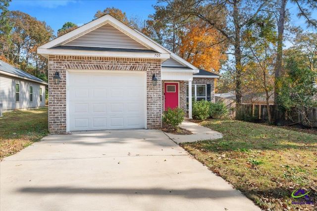 705 Tallulah Trail, Warner Robins, GA 31088