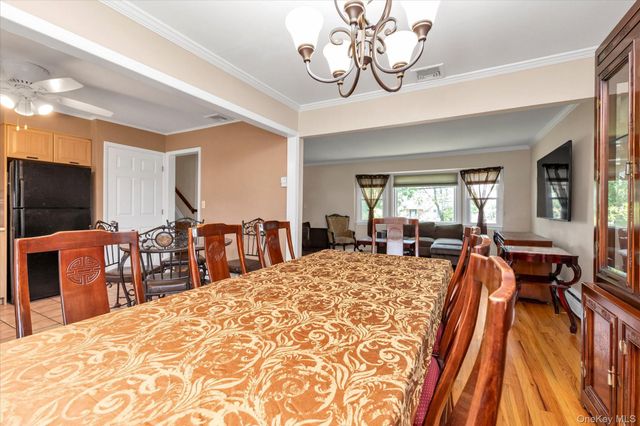 2832 Court Street, North Bellmore, NY 11710