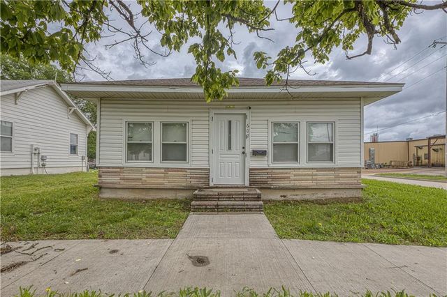 602 N Grand Street, Pittsburg, KS 66762