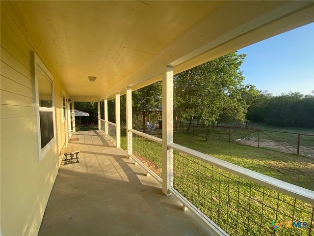 306 Plainview Road, Wimberley, TX 78676