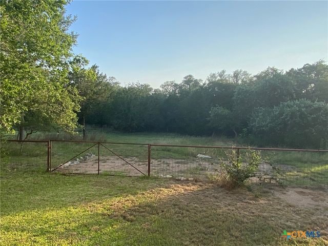306 Plainview Road, Wimberley, TX 78676