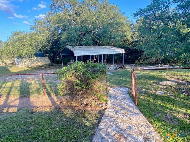 306 Plainview Road, Wimberley, TX 78676