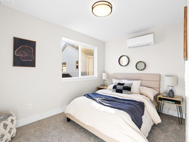 7460 N Polk Ave, Portland, OR 97203