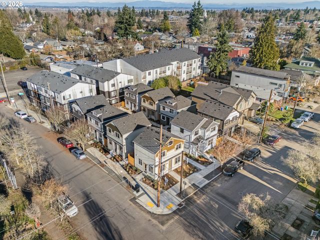 7460 N Polk Ave, Portland, OR 97203