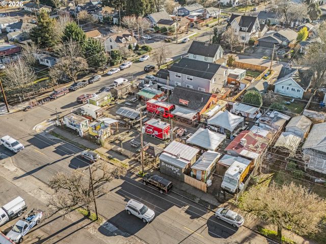 7460 N Polk Ave, Portland, OR 97203