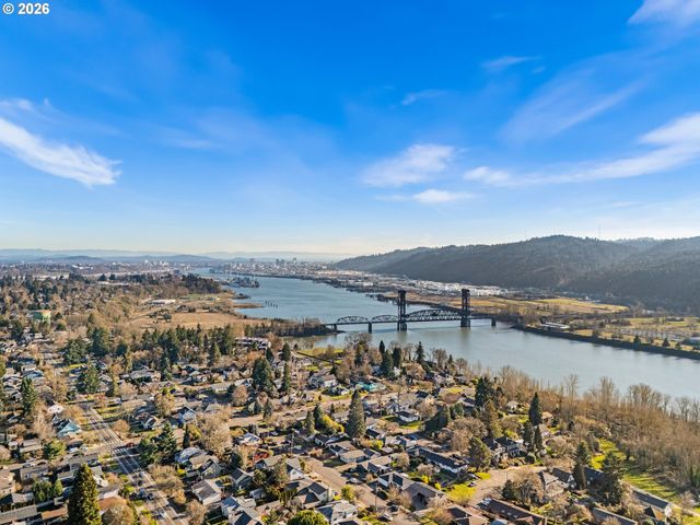 7460 N Polk Ave, Portland, OR 97203