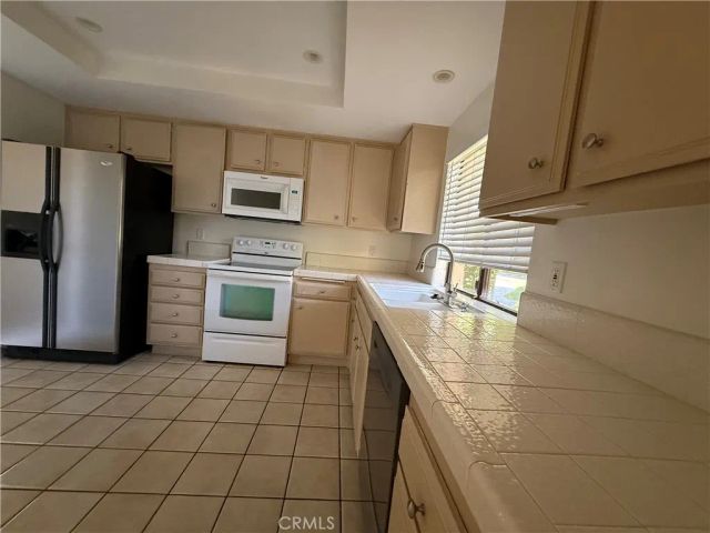 4850 N Winners Circle A, Palm Springs, CA 92264