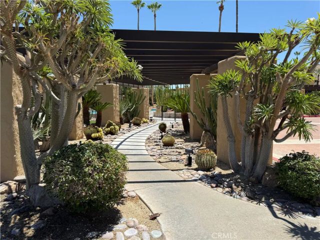 4850 N Winners Circle A, Palm Springs, CA 92264