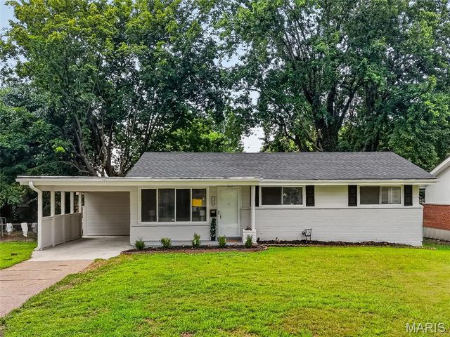2248 Kerwin Drive, St Louis, MO 63136