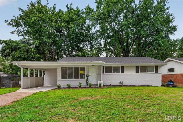 2248 Kerwin Drive, St Louis, MO 63136