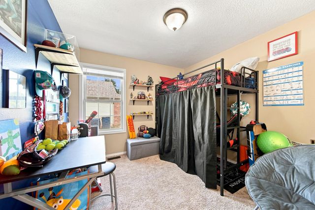 1004 Glen Oaks Drive, Nixa, MO 65714
