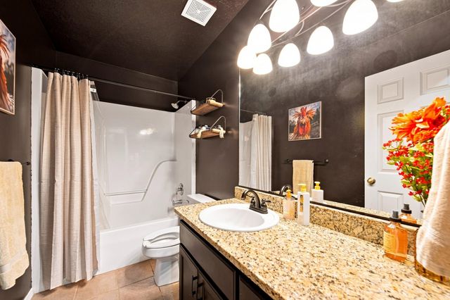 1004 Glen Oaks Drive, Nixa, MO 65714