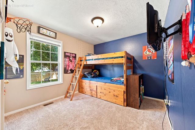 1004 Glen Oaks Drive, Nixa, MO 65714