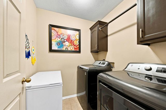 1004 Glen Oaks Drive, Nixa, MO 65714