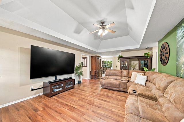 1004 Glen Oaks Drive, Nixa, MO 65714