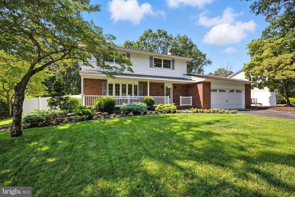 2221 MISTLETOE LN, Millville, NJ 08332