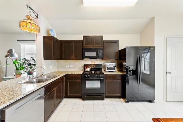 166 Tallow TRL, San Marcos, TX 78666