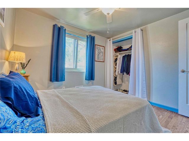 861 Phillips Dr, Northglenn, CO 80233