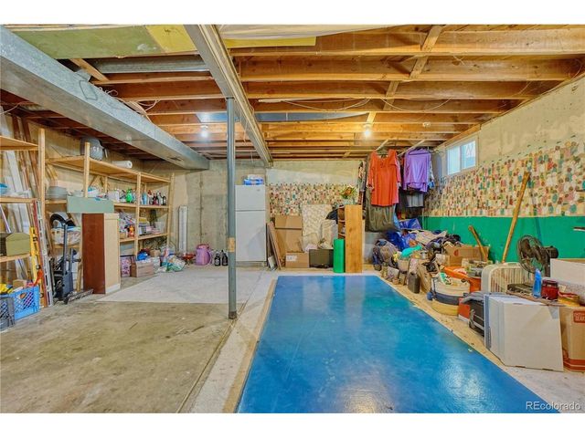 861 Phillips Dr, Northglenn, CO 80233