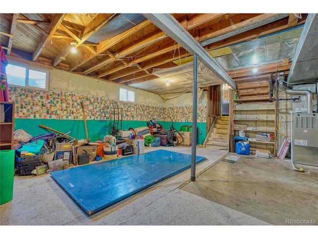861 Phillips Dr, Northglenn, CO 80233