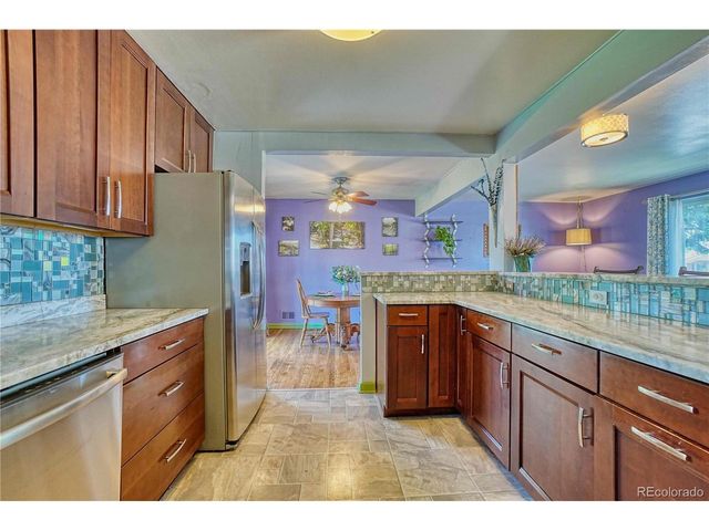 861 Phillips Dr, Northglenn, CO 80233