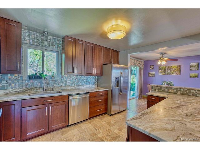 861 Phillips Dr, Northglenn, CO 80233