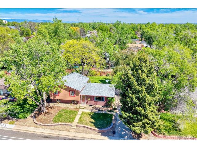 861 Phillips Dr, Northglenn, CO 80233