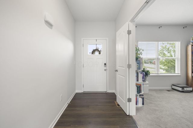 110 Cedarhurst Court, Pickerington, OH 43147