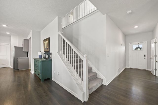110 Cedarhurst Court, Pickerington, OH 43147