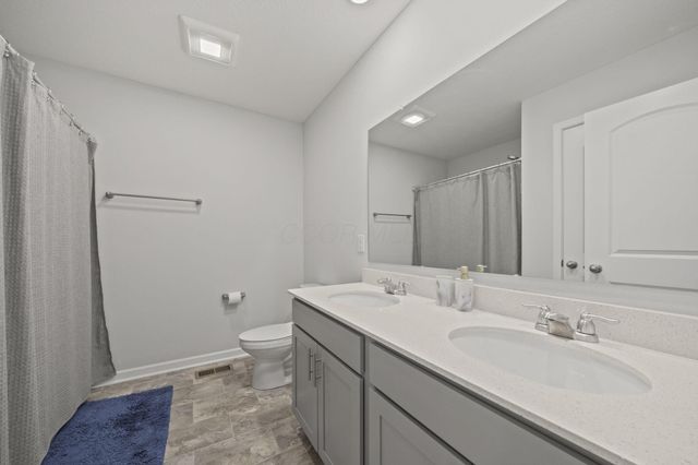 110 Cedarhurst Court, Pickerington, OH 43147