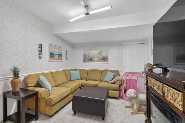 5617 NW 16th Street 5, Lauderhill, FL 33313