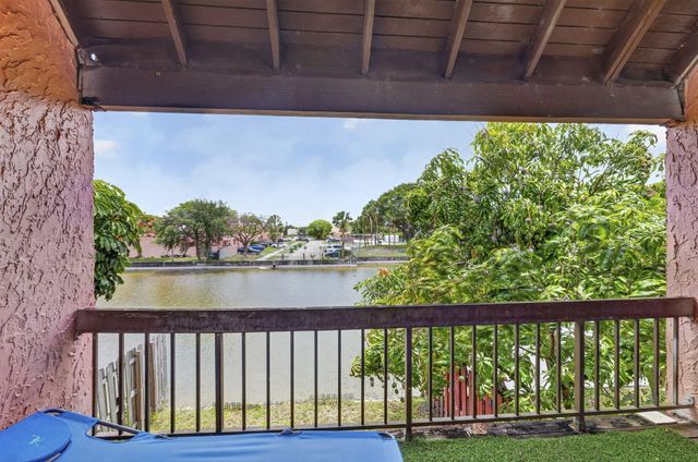 5617 NW 16th Street 5, Lauderhill, FL 33313