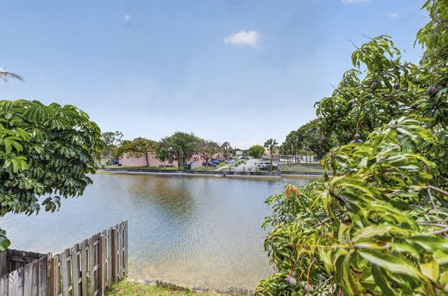 5617 NW 16th Street 5, Lauderhill, FL 33313