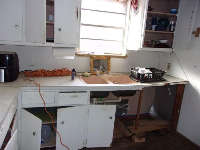 103355 S 3350 Road, Mcloud, OK 74851