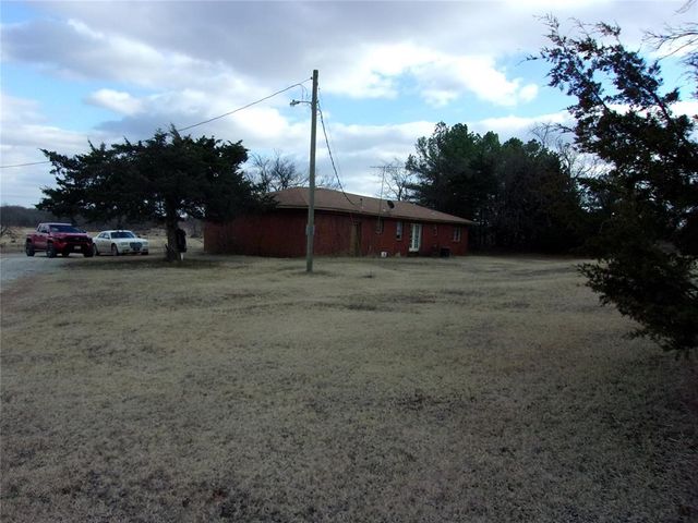 103355 S 3350 Road, Mcloud, OK 74851