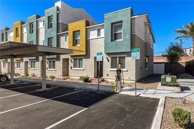 5613 Fathom Blue Street, Las Vegas, NV 89148