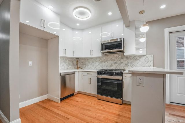 116-39 Newburg St, Saint Albans, NY 11412