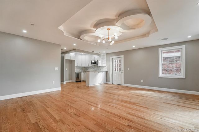 116-39 Newburg St, Saint Albans, NY 11412