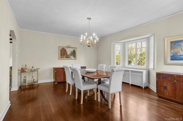 79 Mountain Avenue, Larchmont, NY 10538