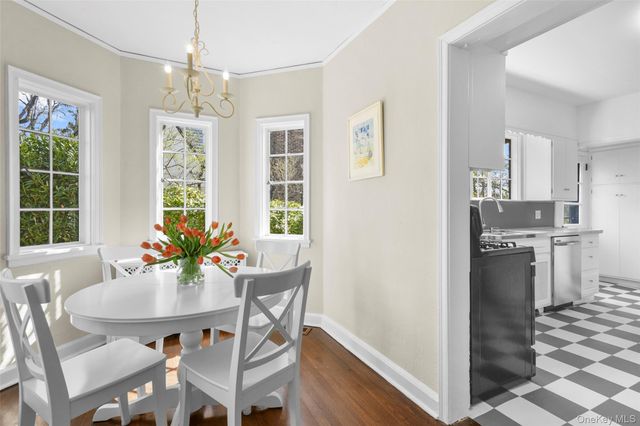 79 Mountain Avenue, Larchmont, NY 10538