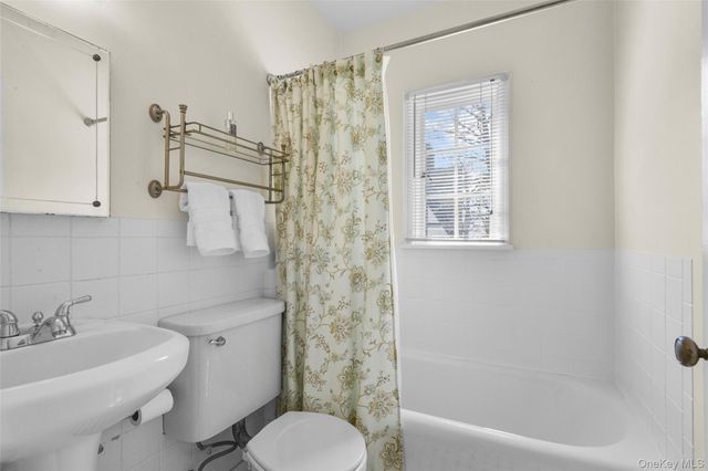 79 Mountain Avenue, Larchmont, NY 10538
