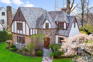 79 Mountain Avenue, Larchmont, NY 10538