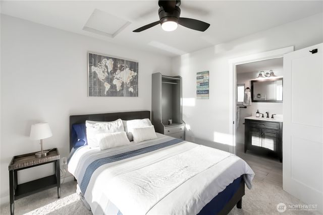 219 Shore Drive, Bremerton, WA 98310