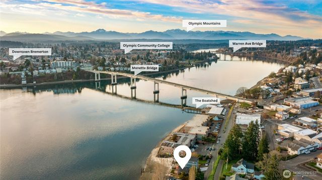 219 Shore Drive, Bremerton, WA 98310
