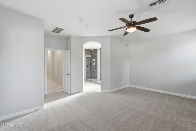 8804 W GLENN Drive, Glendale, AZ 85305