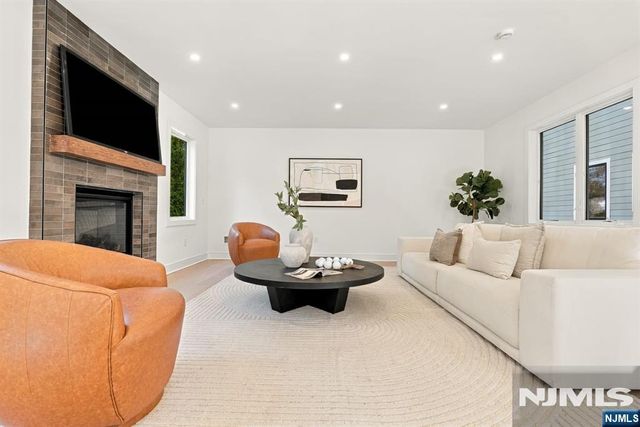 82 Benton Road, Paramus, NJ 07652
