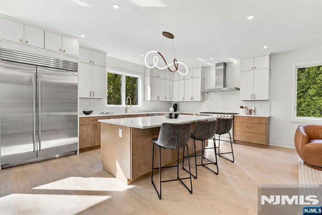 82 Benton Road, Paramus, NJ 07652