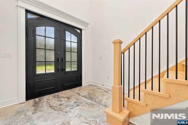 82 Benton Road, Paramus, NJ 07652