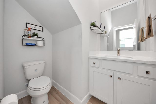 506 W Donovan Street F, Houston, TX 77091