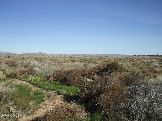 00 60 Th NW C12 Avenue, Lancaster, CA 93536